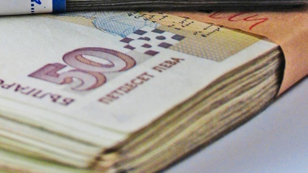 Средно 59 дни отнемат разплащанията между фирмите в България през