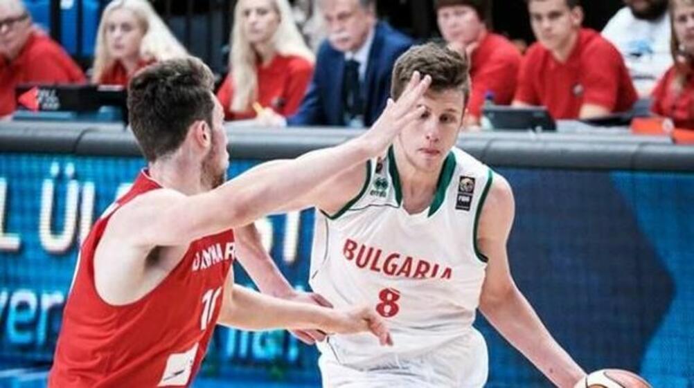 Българският национален отбор по баскетбол за юноши под 18 години