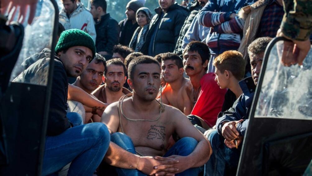 Брюксел започва да обръща палачинката по отношение на мигрантите Докато