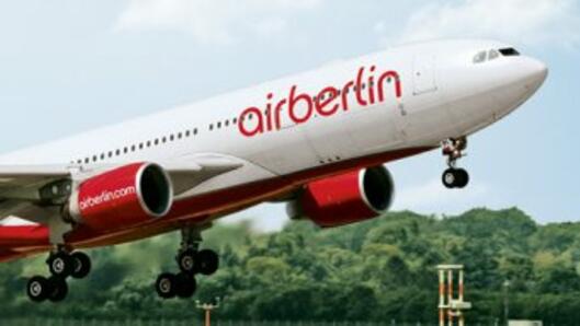 Авиокомпания "Еър Берлин" обяви състояние на неплатежоспособност, след като основният