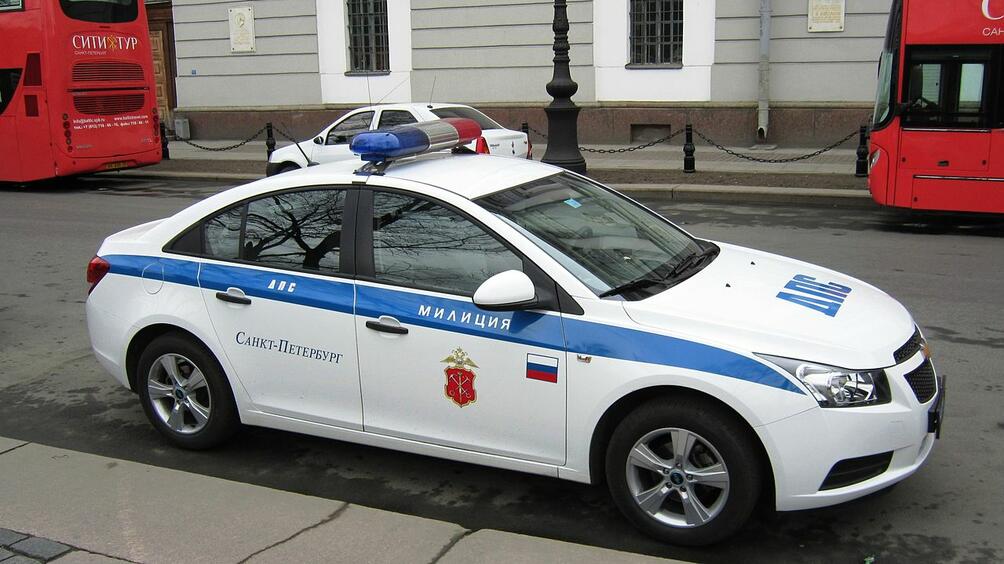 Кола се вряза в пешеходци в Санкт Петербург Не става