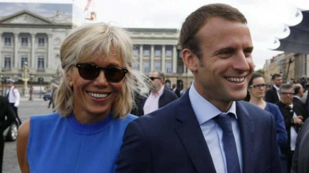 Френското президентство съобщи че Бриджит Макрон съпругата на президента Еманюел