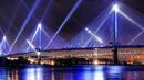 Кралицата открива ултрамодерен мост-мечта в Единбург (СНИМКИ)
