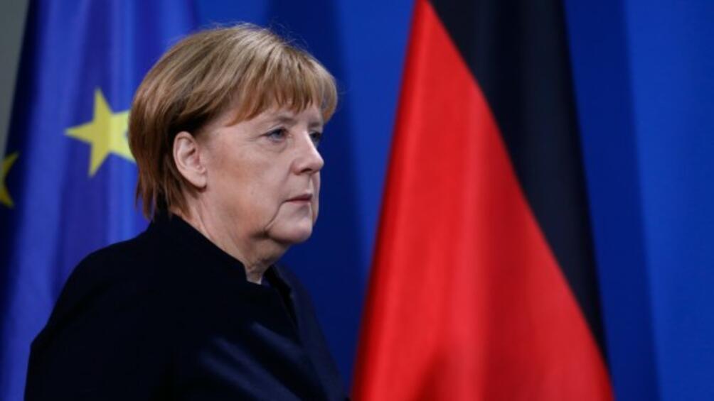 Германският канцлер поиска мирно разрешаване на кризата около ядрената програма на