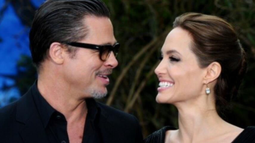 Холивудските звезди Анджелина Джоли и Брад Пит са подновили връзката