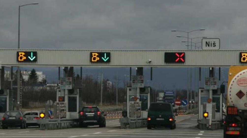 Сърбия въвежда електронен контрол на скоростта по магистралите си При