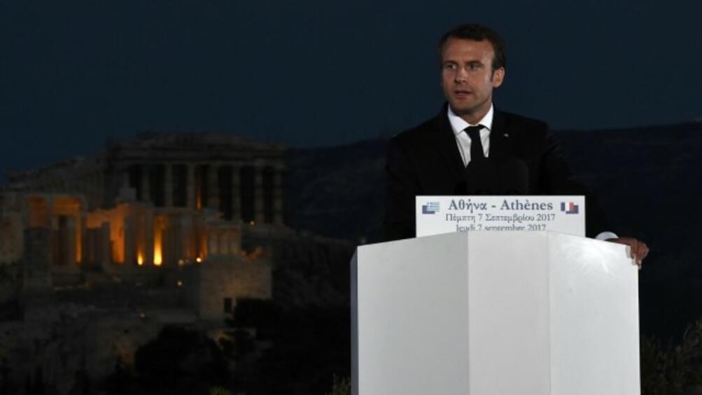 Имаме нужда от смела Европа, заяви в Атина френският президент