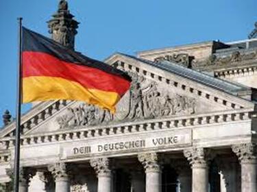Откриха сериозни пробойни в софтуера за германските избори