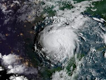Ураганът "Мария" погуби най-малко 30 души на Карибите (СНИМКИ)