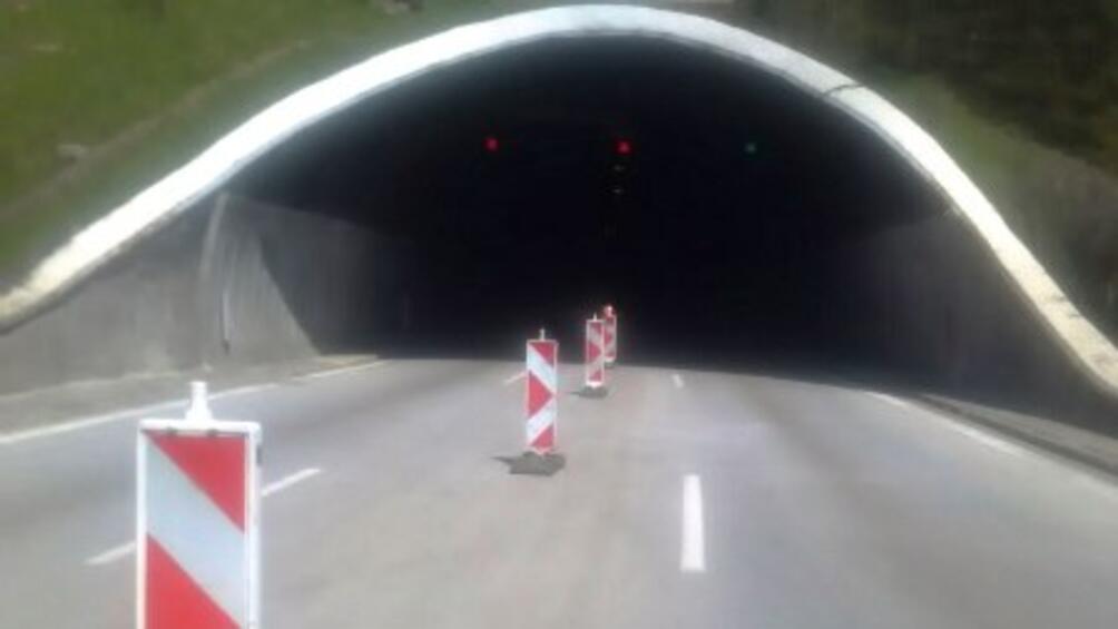 От 25 септември понеделник изцяло се затваря другата половина на тунел