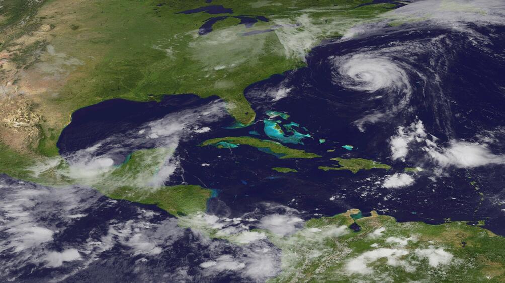 Тропическата буря Нейт отне живота на 22 ма души близо 30