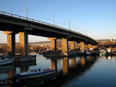 В понеделник започва ремонтът на Аспаруховия мост във Варна