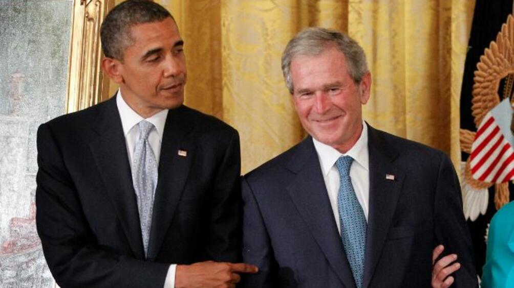 Бившите американски президенти демократът Барак Обама и републиканецът Джордж