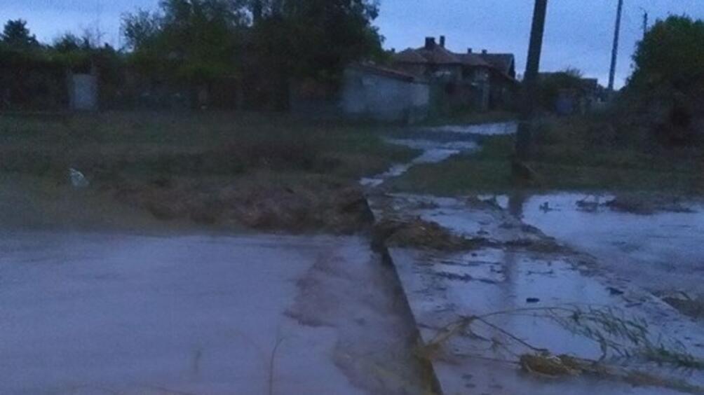 Четири са вече жертвите на наводненията залели Бургаска област Първоначално