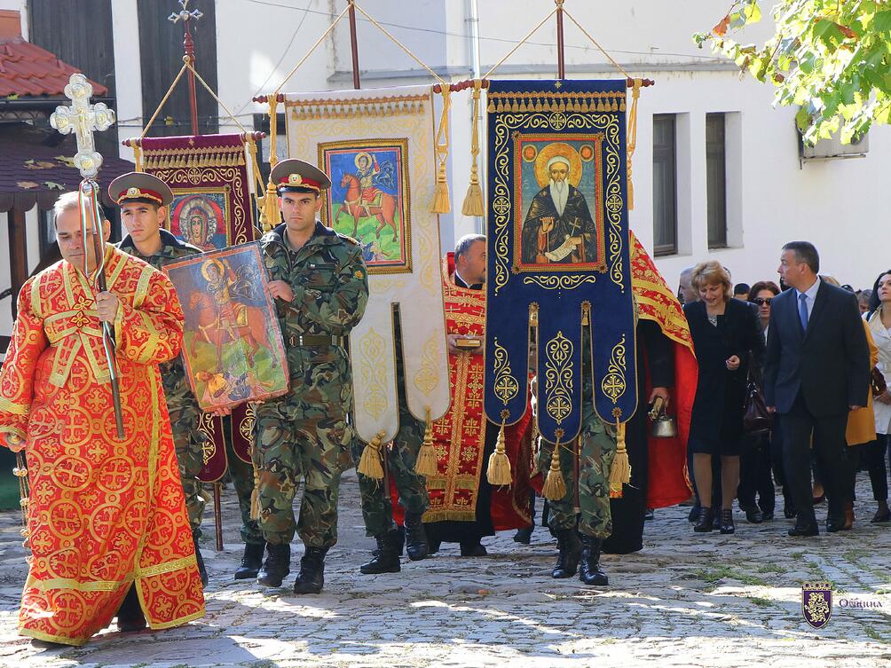 Велико Търново отбеляза големия български и християнски празник Димитровден, заедно