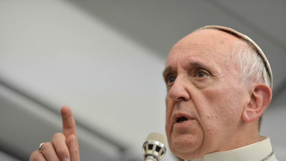 Папа Франциск призна че му се е случвало да заспи