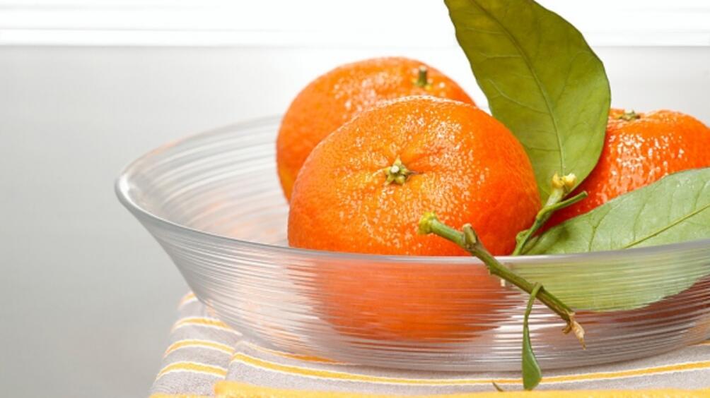 Боядисаните мандарини които предлагат в големите търговски вериги могат да