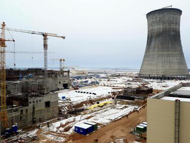 Втори блок на Беларуската АЕЦ вече е с монтиран реактор