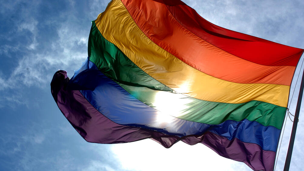 Парламентът на Австралия одобри закона за легализиране на еднополовите бракове