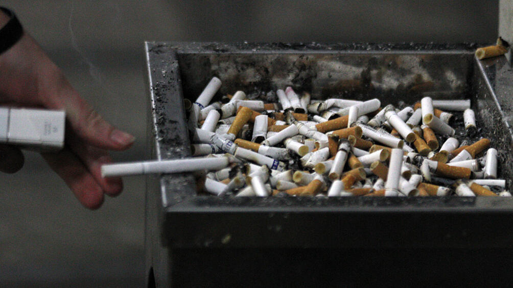 Държавата затяга контрола върху забраната за пушене на закрито Освен здравните
