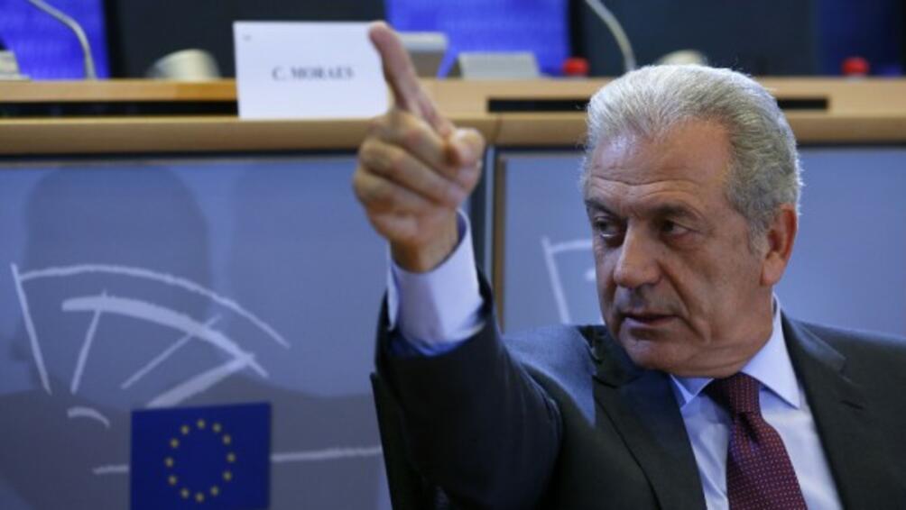 Еврокомисарят по миграция, вътрешни работи и гражданство Димитрис Аврамопулос взе