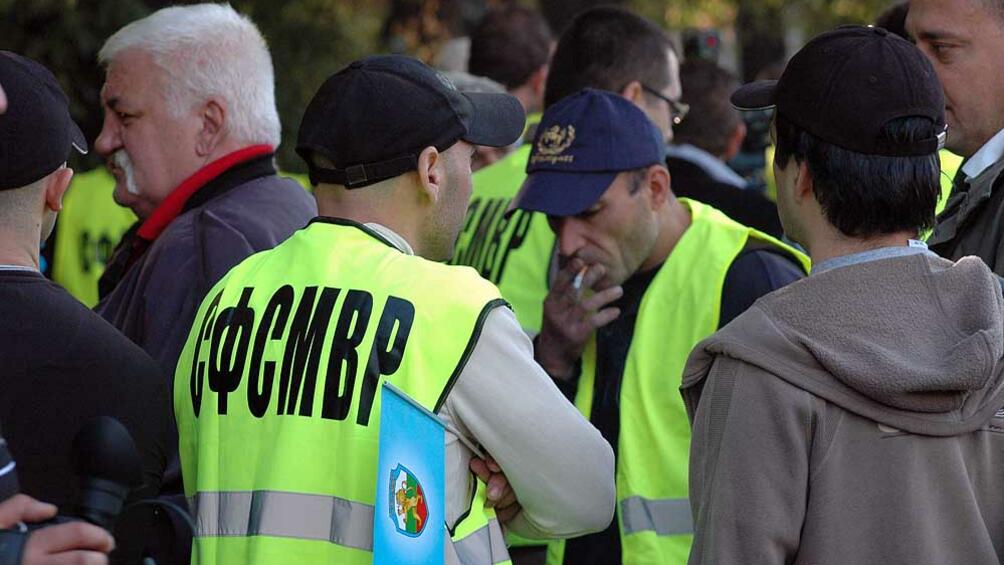 Полицаи от Румъния се включиха в протеста на българските си