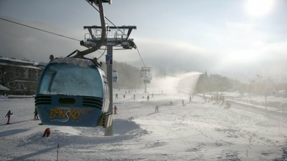 Ураганен вятър затвори ски зоната в Банско Всички съоръжения