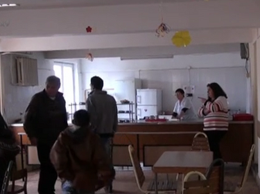 Преместиха три деца от дом "Хризантема" в Габрово