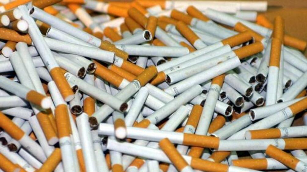 Цигарите с по високи цени вече са по щандовете на магазините
