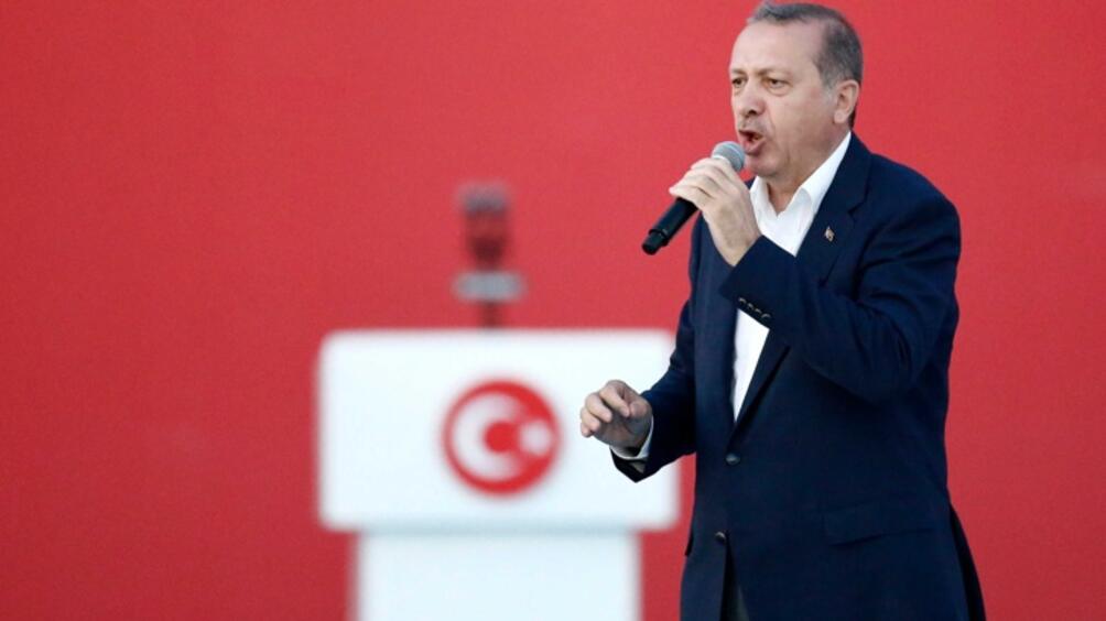 Президентът на Турция и генерален председател на управляващата Партия на