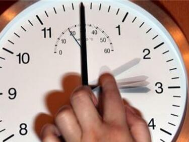 ЕК очаква европейските часовници да наваксат изоставането до Великден