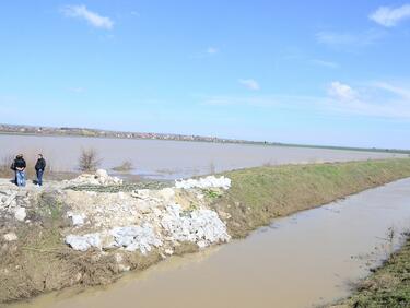 Обстановката в село Иново се нормализира