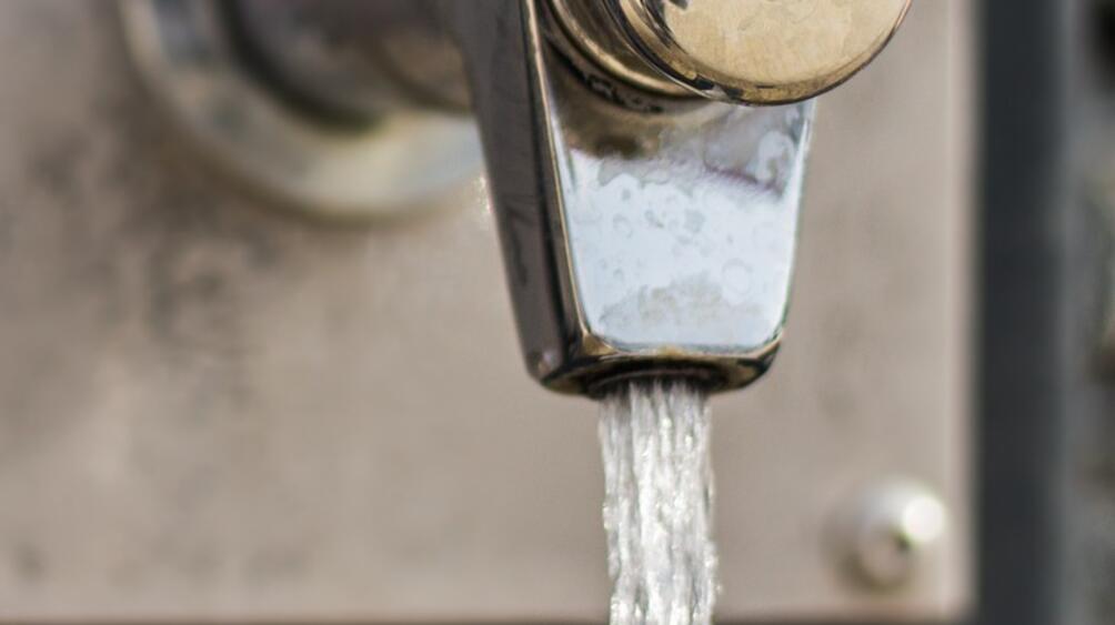 Забраняват временно употребата на питейна вода в село Казанка, Старозагорско.