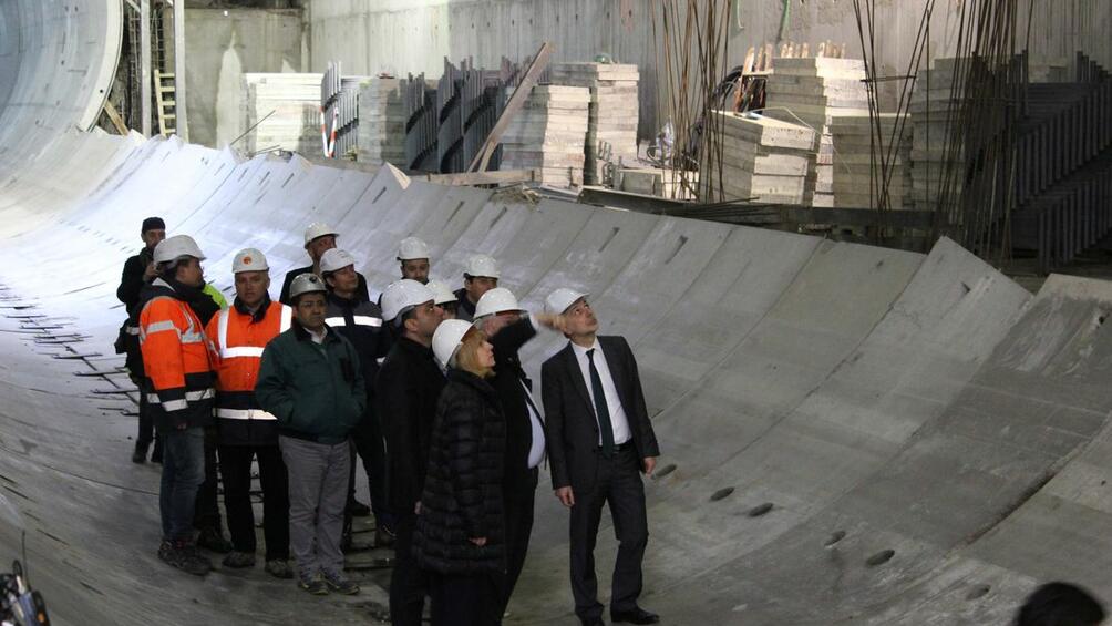 Във връзка със строителството на Метро София ІІІ диаметър Позиция