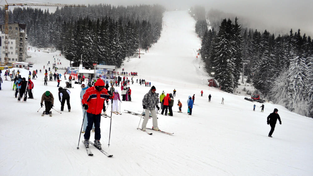Условията за ски в Пампорово са отлични дори през април,