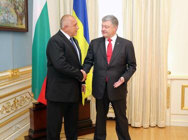 Борисов иска от Порошенко безусловни права за сънародниците ни в Украйна