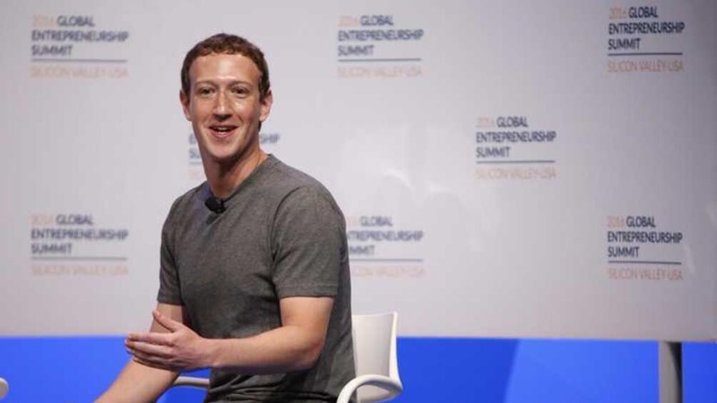 Съоснователят на корпорацията Фейсбук Facebook Марк Зукърбърг вече е трети