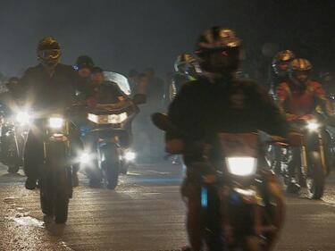 7 000 моториста с нощно шествие в София