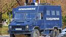 Полиция и жандармерия влязоха в ромската махала в Кюстендил
