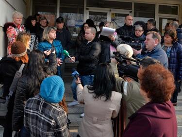 Медици от Козлодуй на протест заради заплати от 580 лв.