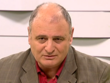 Митьо Очите е бил в по-лоши условия в затвора в Турция, смята Николай Радулов