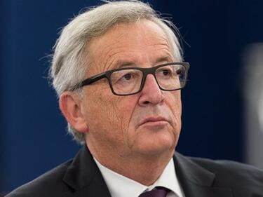 Юнкер: Ако Лондон не напусне ЕС до 23 май, трябва да участва в евроизборите
