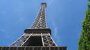 Светлините на Айфеловата кула угаснаха в памет на Жак Ширак
