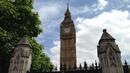Камбаната на лондонската часовникова кула Биг Бен ще отбележи настъпването на Новата година