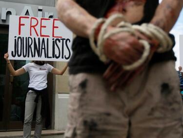 „Ройтерс“: Журналистите в Централна и Източна Европа са под все по-голям натиск
