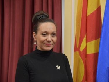 Уволнение в служебния кабинет на Северна Македония