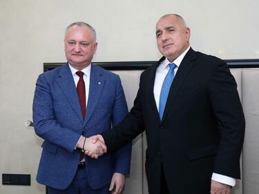 Борисов благодари на Додон за доброто отношение към българите в Молдова