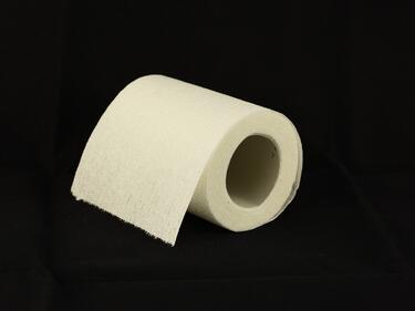 Срещу сметка от поне $25 ресорант в Минесота подарява тоалетна хартия