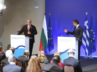Премиерът: Радев вчера много е хвалил България, Мицотакис ми съобщи
