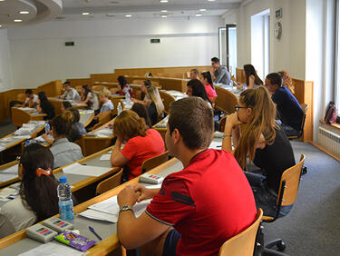 Българските студенти отново призоваха: Намалете наемите с 50%, криза е!

